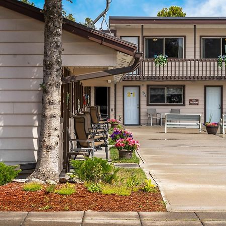 Lazy Duck Inn West Yellowstone Ngoại thất bức ảnh