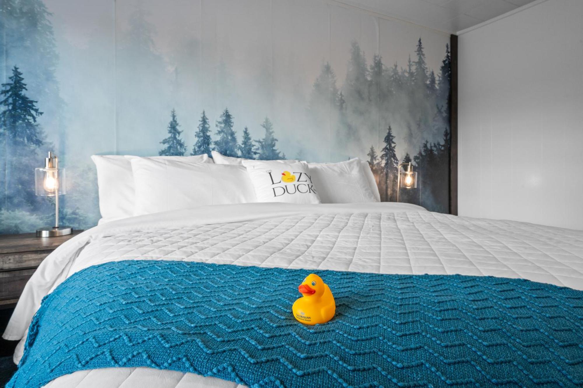 Lazy Duck Inn West Yellowstone Ngoại thất bức ảnh