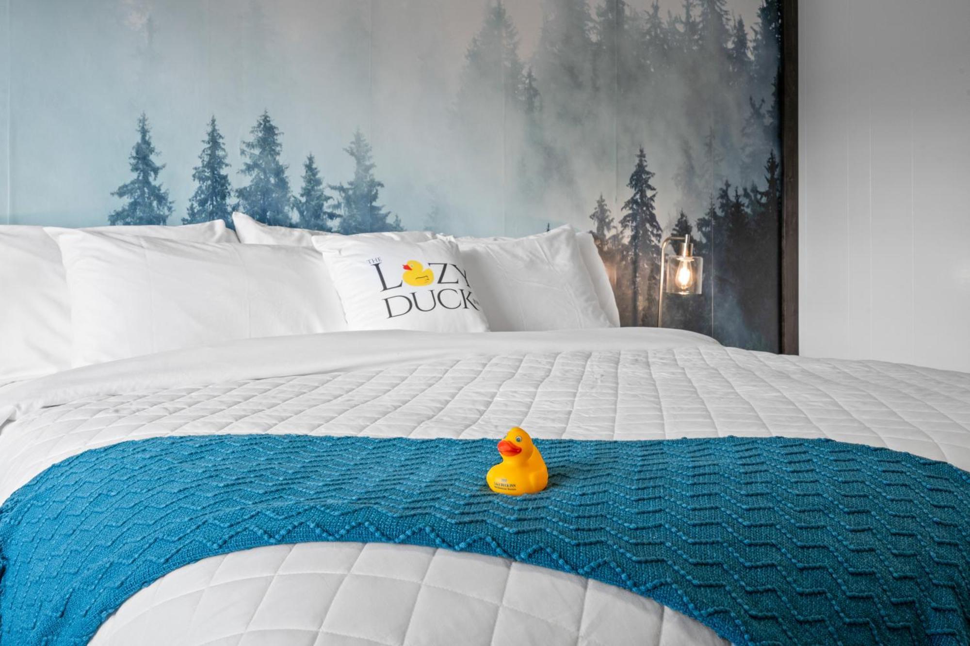 Lazy Duck Inn West Yellowstone Ngoại thất bức ảnh