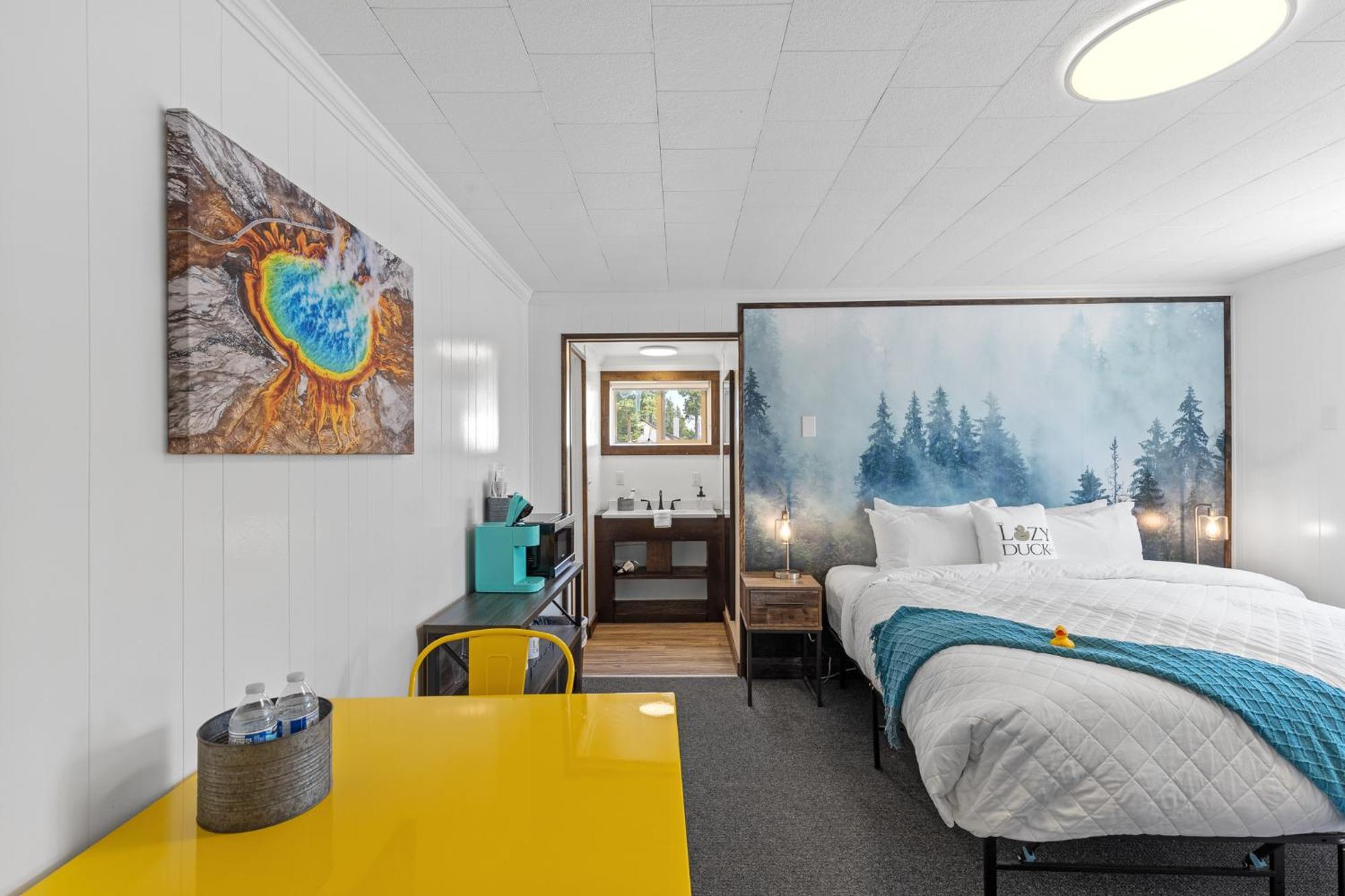 Lazy Duck Inn West Yellowstone Ngoại thất bức ảnh