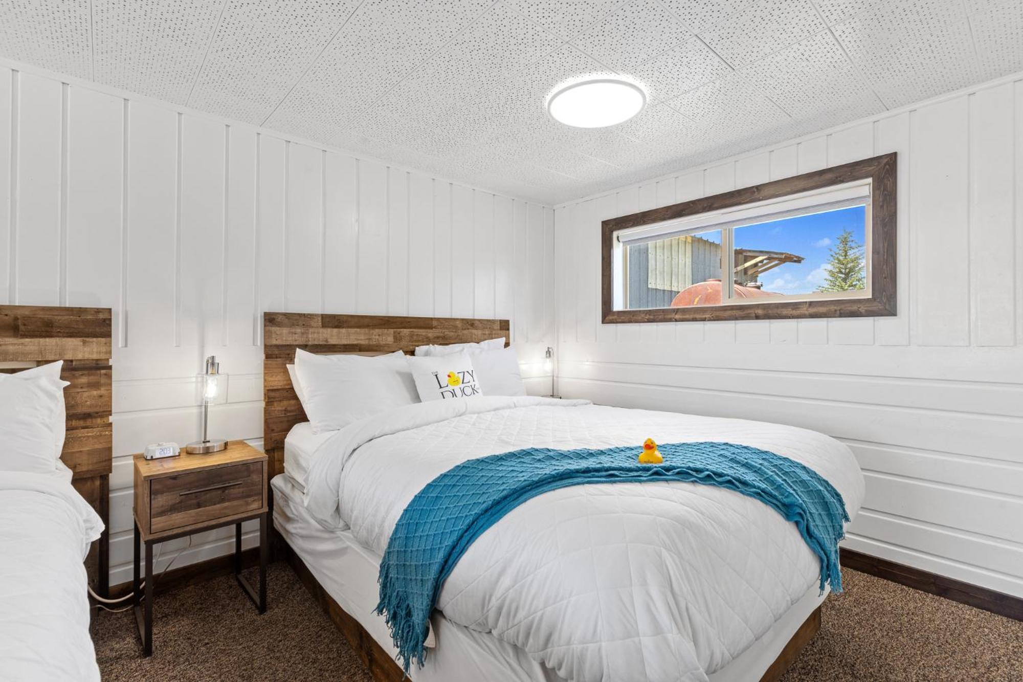 Lazy Duck Inn West Yellowstone Ngoại thất bức ảnh