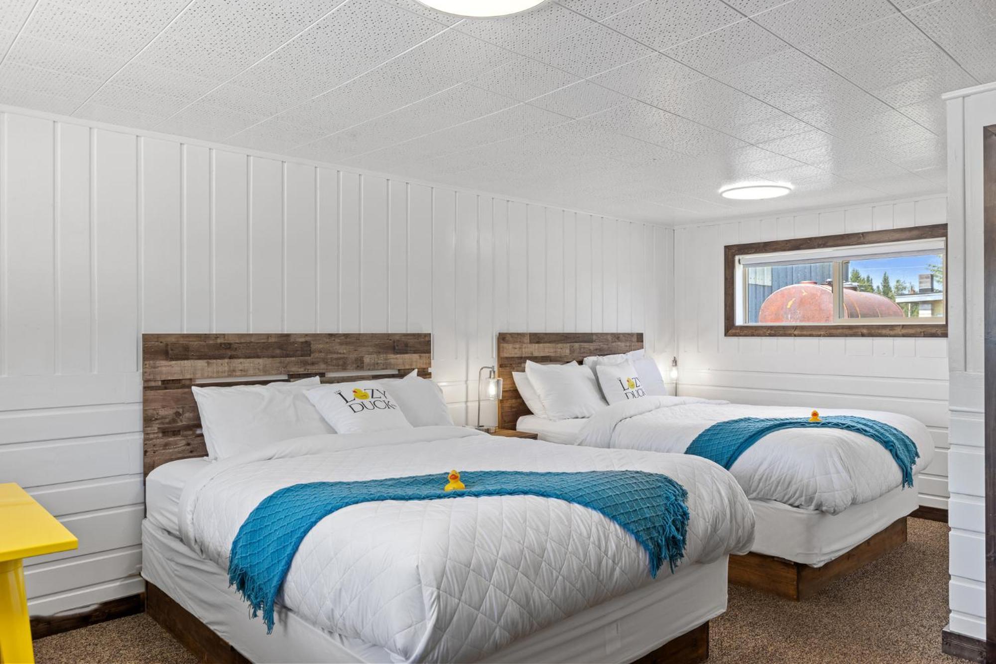 Lazy Duck Inn West Yellowstone Ngoại thất bức ảnh
