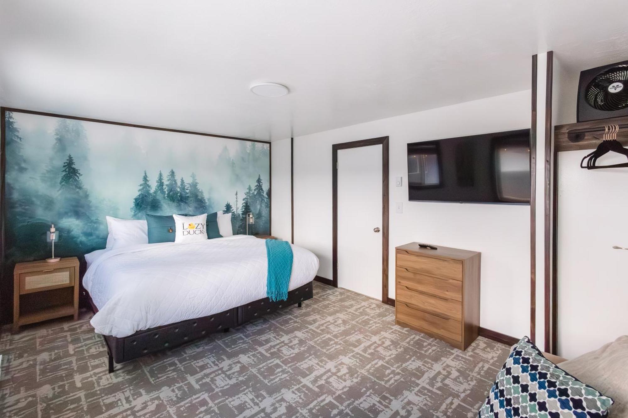 Lazy Duck Inn West Yellowstone Ngoại thất bức ảnh