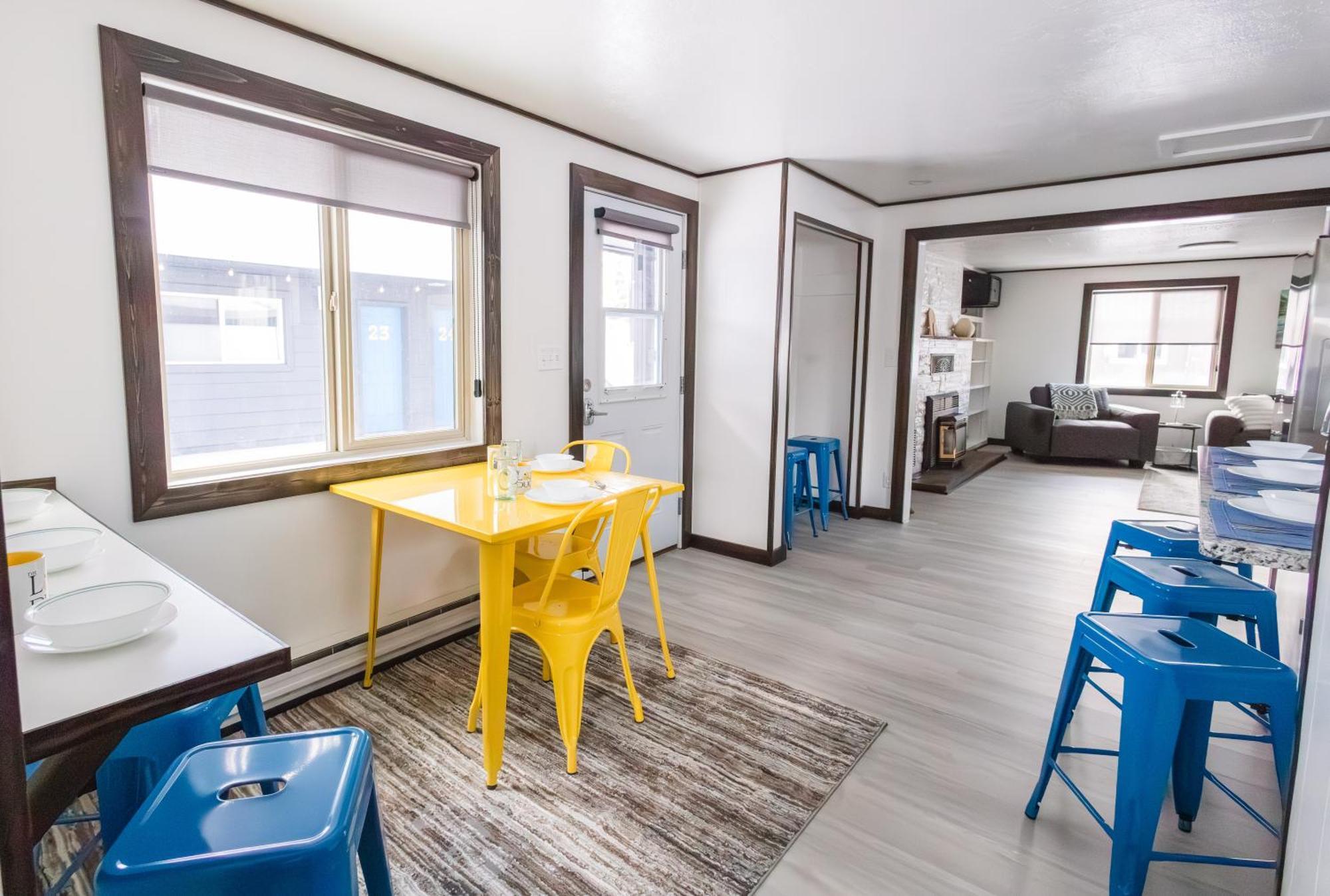 Lazy Duck Inn West Yellowstone Ngoại thất bức ảnh